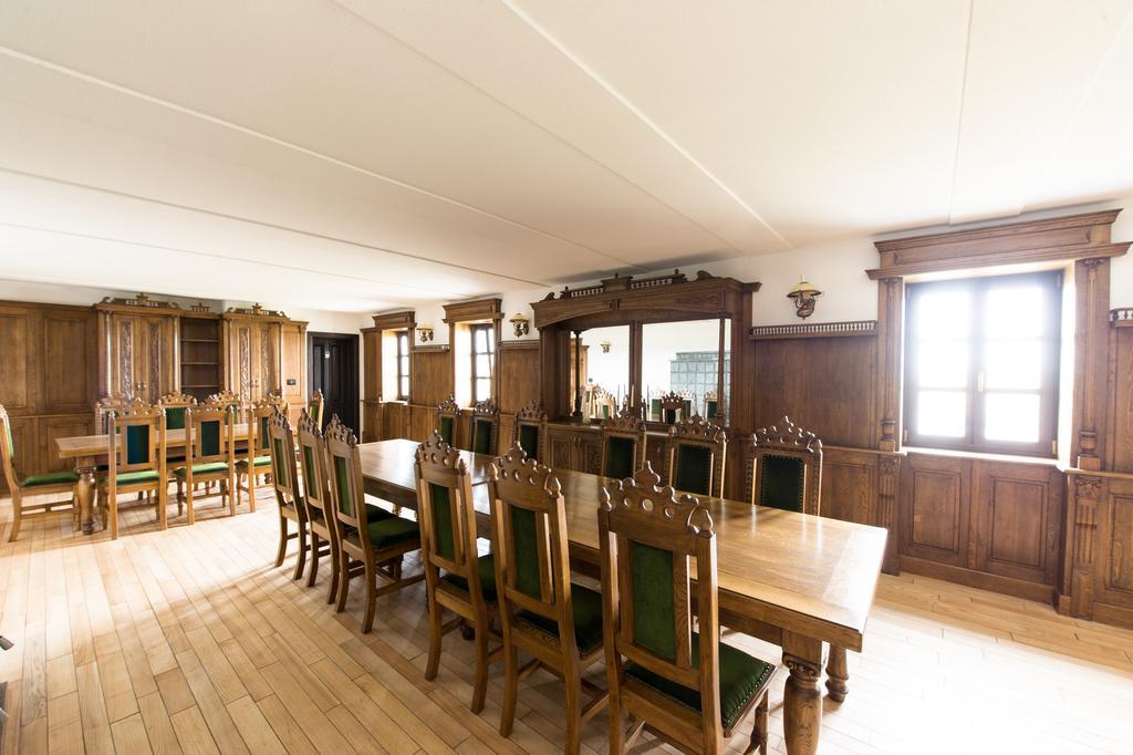 Hotel Castel Royal Mosnita Noua Екстериор снимка