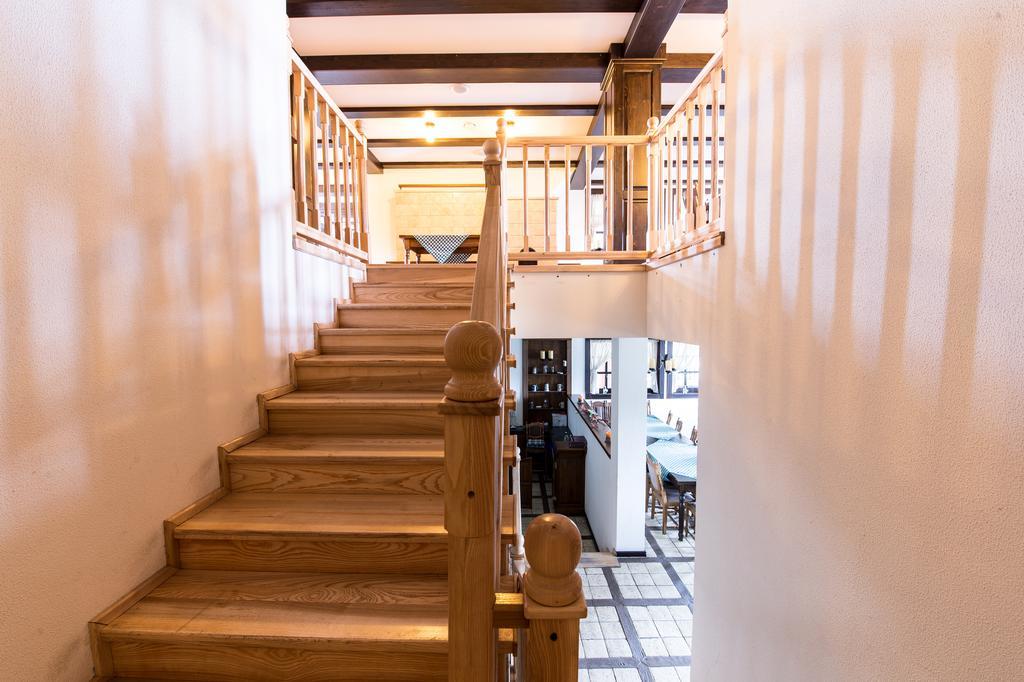 Hotel Castel Royal Mosnita Noua Екстериор снимка